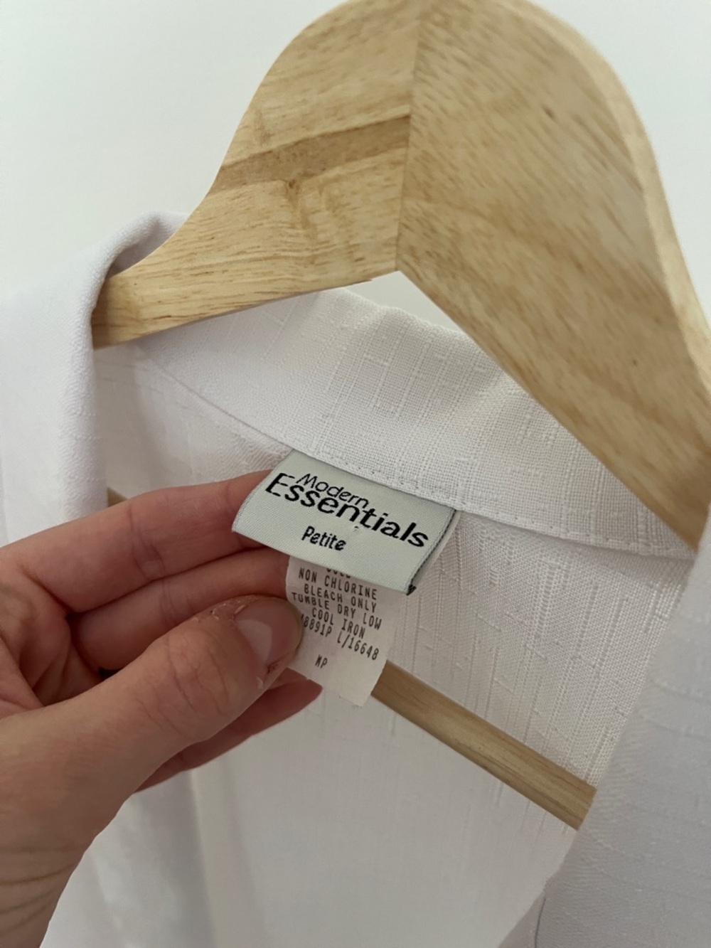 Vintage White Single-Button Notch-Lapel Blazer - Medium - Picture 2 of 5